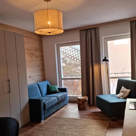 The At Apartmanhotel