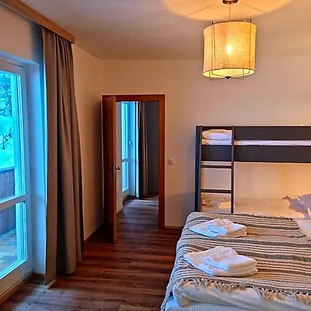 The At Apart Otel Bad Gastein